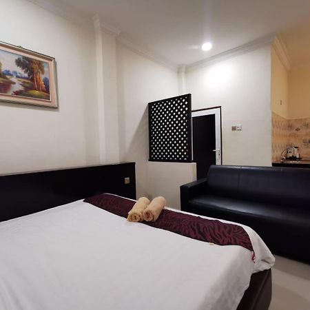 Adina Drive-In Motel Cenang - Managed By Shell Out Resort Pantai Cenang  Ngoại thất bức ảnh