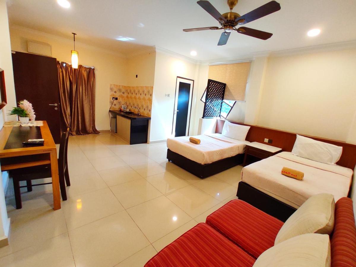Adina Drive-In Motel Cenang - Managed By Shell Out Resort Pantai Cenang  Ngoại thất bức ảnh