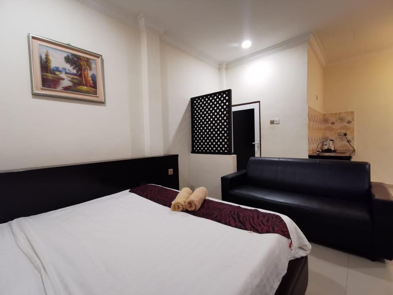 Adina Drive-In Motel Cenang - Managed By Shell Out Resort Pantai Cenang  Ngoại thất bức ảnh