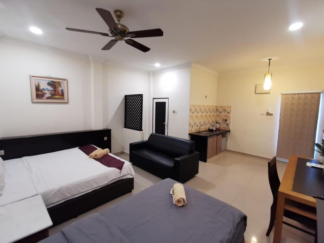 Adina Drive-In Motel Cenang - Managed By Shell Out Resort Pantai Cenang  Ngoại thất bức ảnh