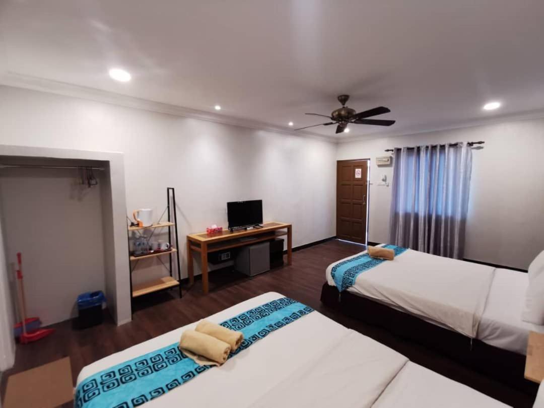 Adina Drive-In Motel Cenang - Managed By Shell Out Resort Pantai Cenang  Ngoại thất bức ảnh