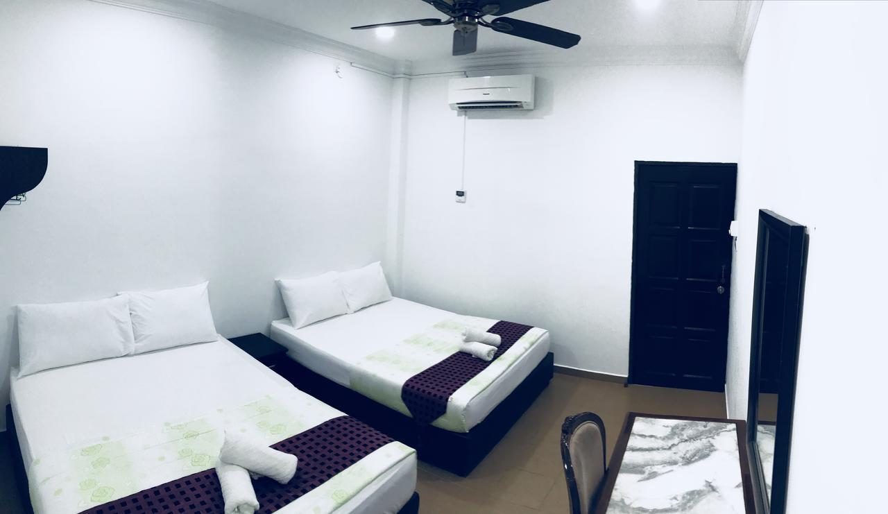 Adina Drive-In Motel Cenang - Managed By Shell Out Resort Pantai Cenang  Ngoại thất bức ảnh